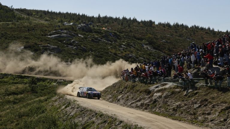 Μπροστά ο JARI-MATTI LATVALA στο WRC Πορτογαλίας 2015 |Day 1