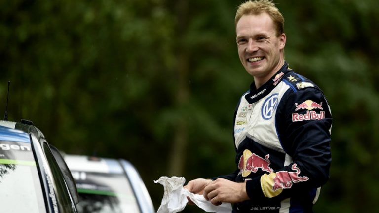 WRC:  Ράλλυ Φινλανδίας τέλος πρώτης μέρας! +videos!!!